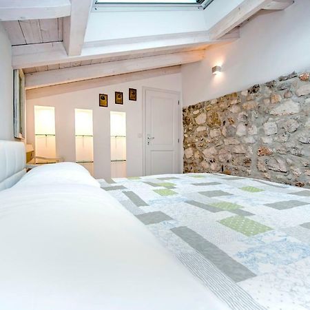 Apartment And Studio Ca' 3 Vie Ρόβινι Εξωτερικό φωτογραφία