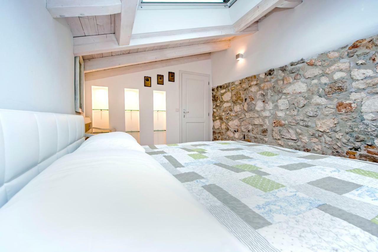 Apartment And Studio Ca' 3 Vie Ρόβινι Εξωτερικό φωτογραφία