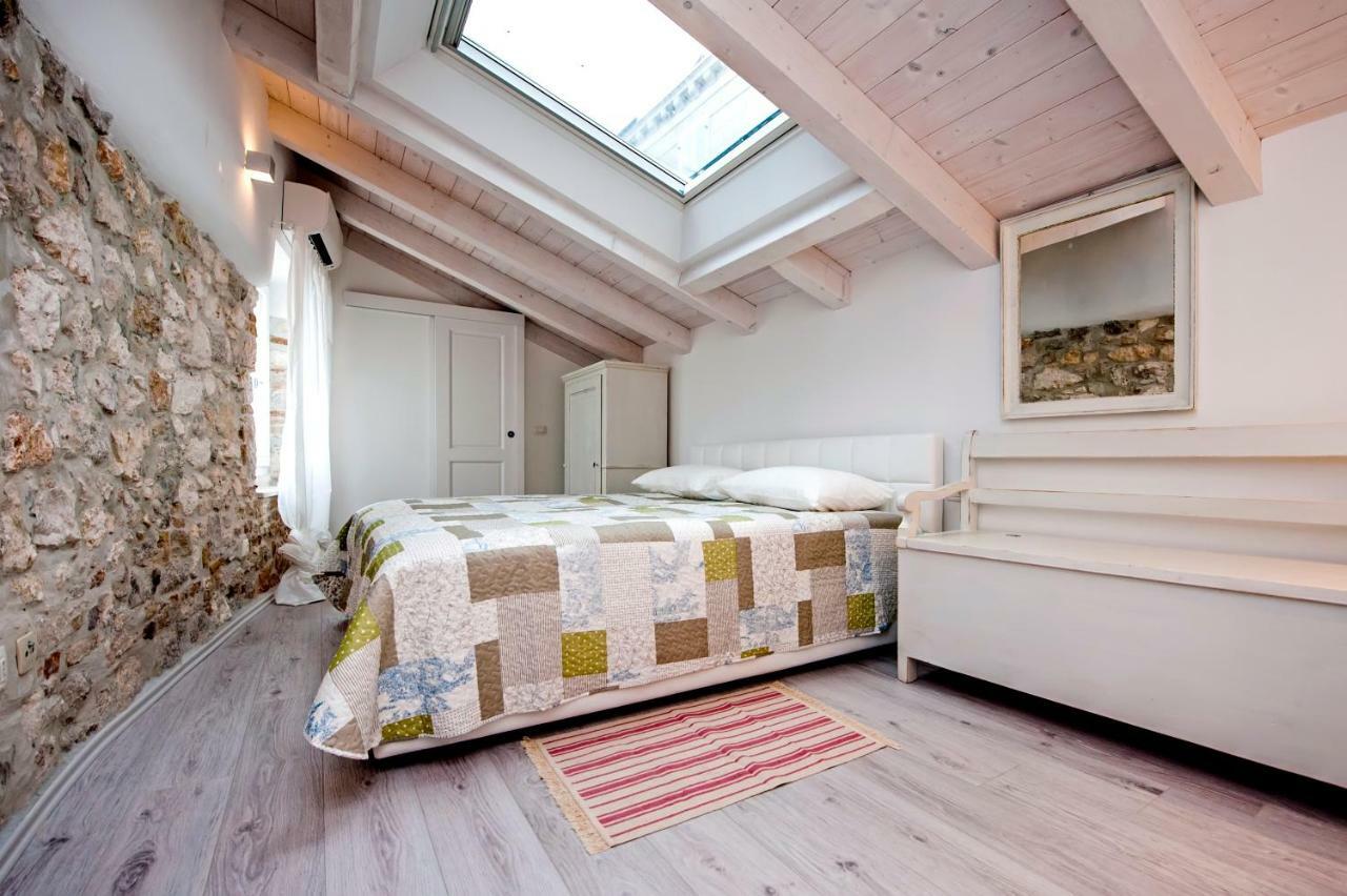 Apartment And Studio Ca' 3 Vie Ρόβινι Εξωτερικό φωτογραφία