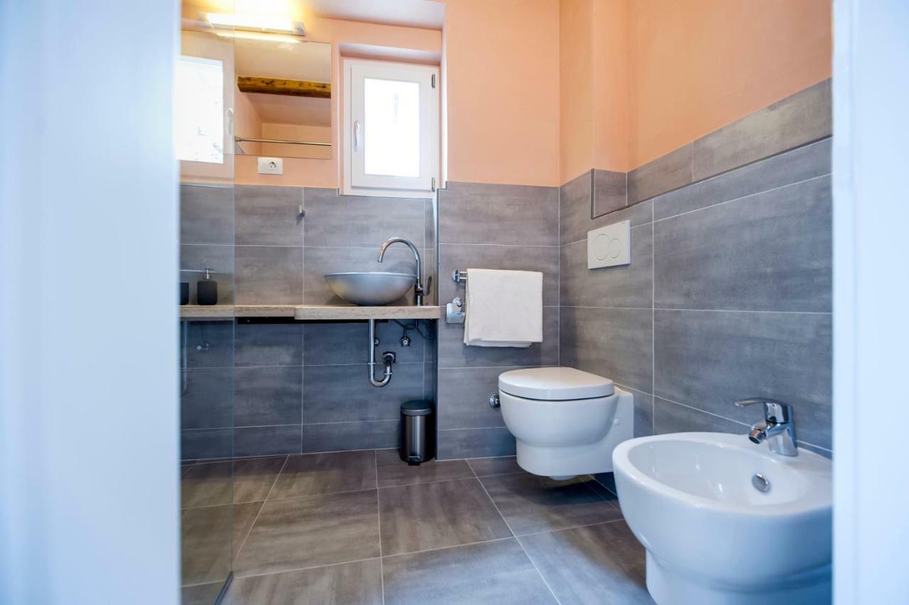 Apartment And Studio Ca' 3 Vie Ρόβινι Εξωτερικό φωτογραφία